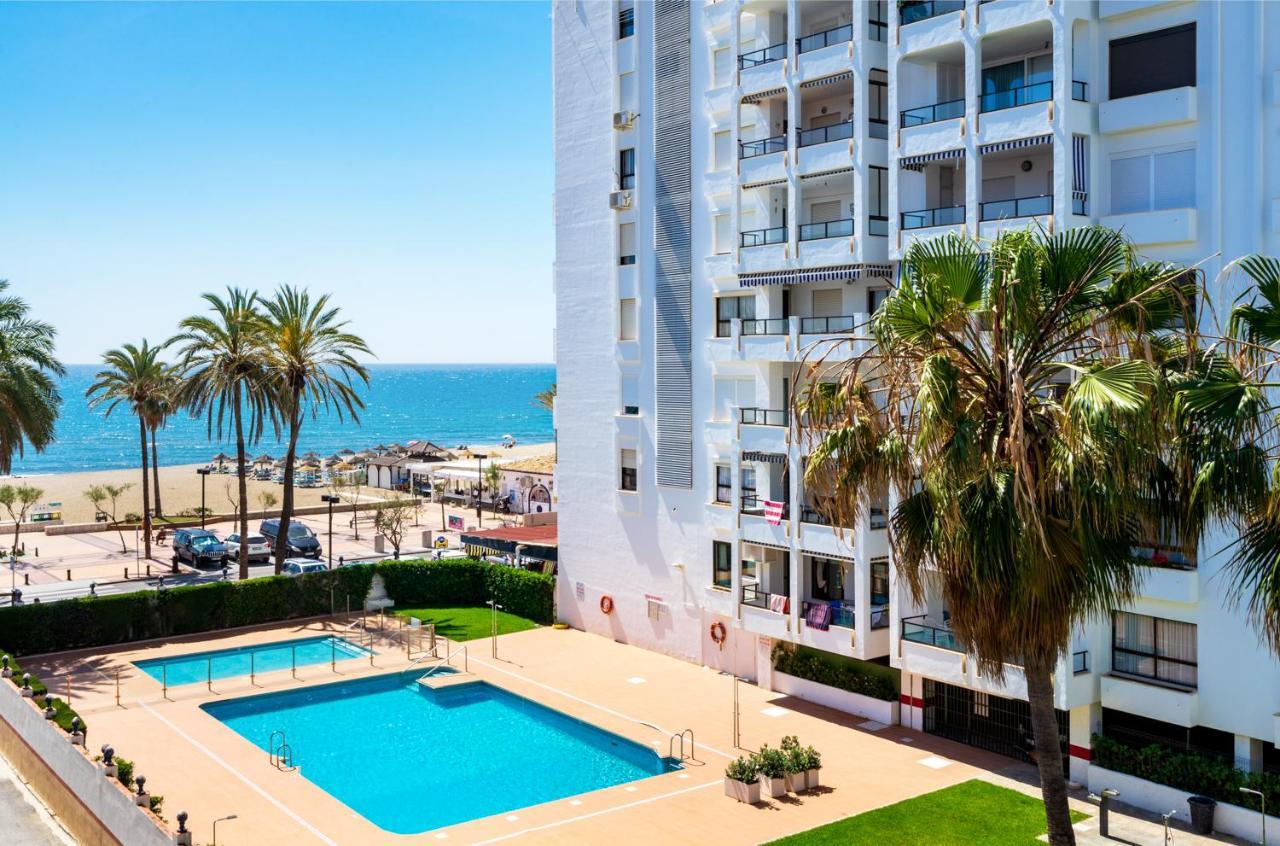 Beachfront Seaview Apartment In Los Boliches By Costarentals - Ref 141 Fuengirola Eksteriør billede